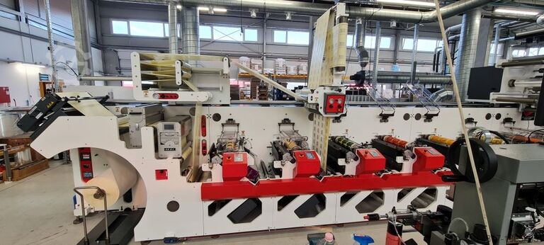 تجهیزات دایکات و تکمیل لیبل | برش دقیق، خروجی حرفه‌ای